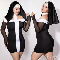 Костюм монашки MassX Plus Size: чёрное мини-платье с белым воротником и головной убор с крестом
