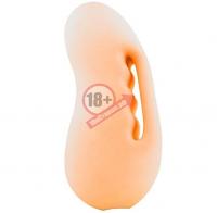 Телесный мастурбатор с удобным углублением под пальцы REALSTUFF MASTURBATOR FLESH